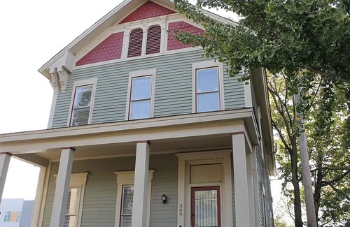 New Pathways Apartment | Historic Downtown Memphis Home with Family-Friendly Amenities