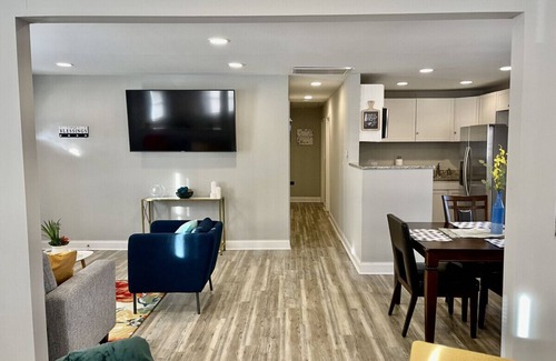 New Irving Park House | Inviting Ranch Style Home with Prime Location & Family Amenities