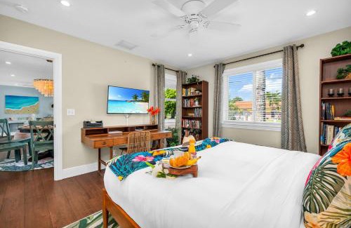 West Palm Beach Villa | Vibrant Oceanfront Pool Home with Kayak & Firepit Fun