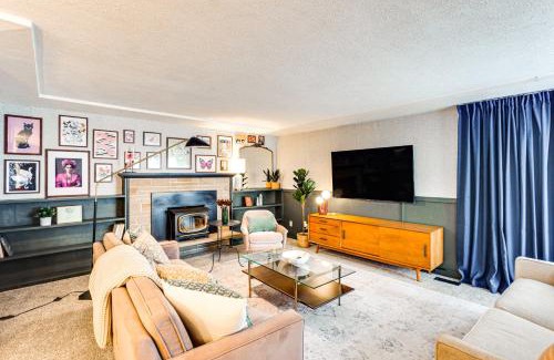 Central Tacoma House | Vibrant Tacoma Retreat: Family-Friendly Escape Near Park!