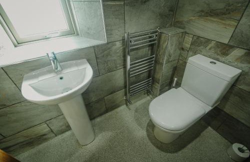 Litton House | Explore Vicarage Farm Cottages: Eco-Friendly Retreat
