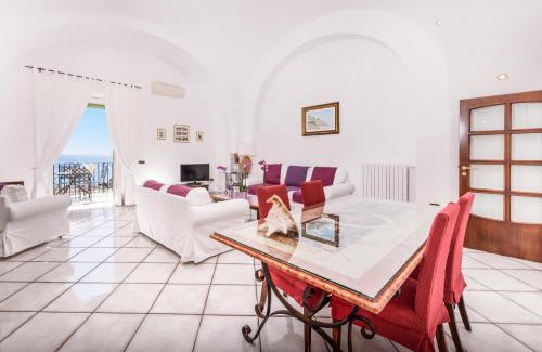 Minori Apartment | Pet-Friendly Vicaria: Oceanfront Retreat with High Ratings