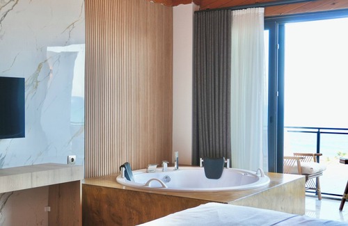 Artikli Hotel | Vice City Beach Resort Otel