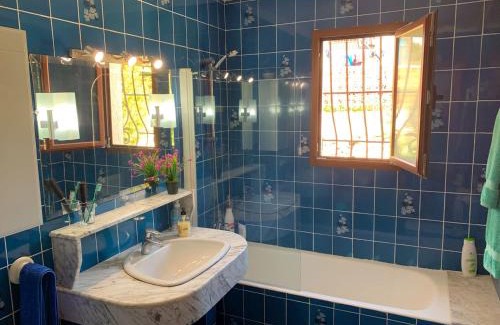 Javea Villa | Vicenta Hotel: Family-Friendly Retreat with Pool Access