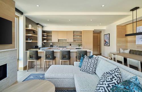 Snowmass Village Hotel | Viceroy Snowmass: 5-Star Retreat with Spa & Family Amenities