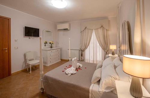 Fondi House | Discover Vico d'Ercole: Family-Friendly & Highly Rated Stay