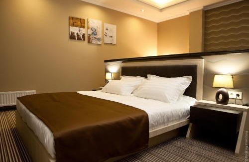 Kharkiv Hotel | Experience Kiroff Hotel: Top-Rated 4-Star Getaway