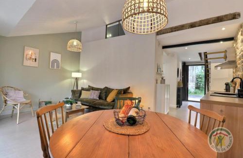 Saint-Georges-de-Chesne House | Victor Hotel: Guest Rated 9.7 with Family-Friendly Amenities