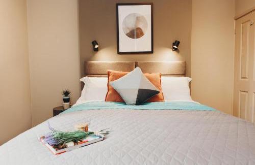 Tamworth Apartment | Elegant Victoria Apartments Tamworth - Rated 9.2/10