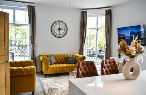 Leamington Spa Apartment | Child-Friendly Retreat at Victoria Colonnade Aparthotel