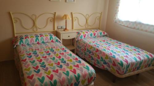 Cadiz Apartment | Budget-Friendly Victoria: Pet and Child Friendly Stay