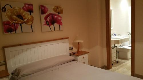 Cadiz Apartment | Budget-Friendly Victoria: Pet and Child Friendly Stay