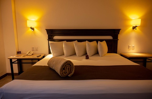 Durango Hotel | Explore Victoria Express Durango: Rated 9.2 with Spa & Pool
