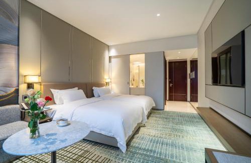 Tianhe Hotel | Experience Comfort at Guangzhou Victoria Hotel - 4 Star Stay