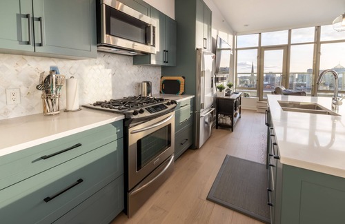 Downtown Victoria Apartment | Impressive Victoria's SEA-Cret: Oceanfront Views & Spa