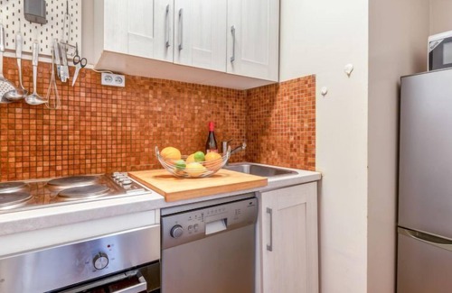 Biarritz Apartment | Oceanfront Victoria Surf with Pool & Spa - 10/10 Rating