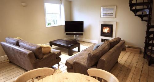 Newton St Loe House | Cozy Victorian Annexe in Bath with Family-Friendly Amenities