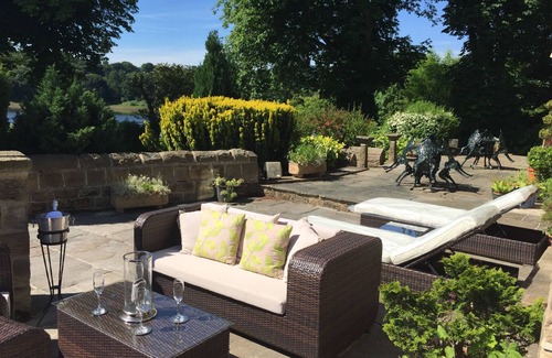 Woolley Moor House | Historic Victorian Residence: Ideal for Family Getaways