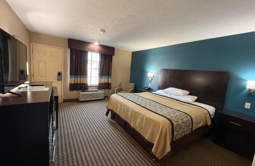 Beatrice Hotel | Cozy Victorian Inn with Oceanfront Views and Pool Access