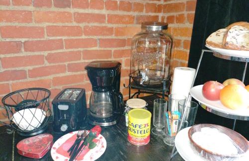 Concord Apartment | Elegant Victorian Loft with Kitchen & Breakfast Included