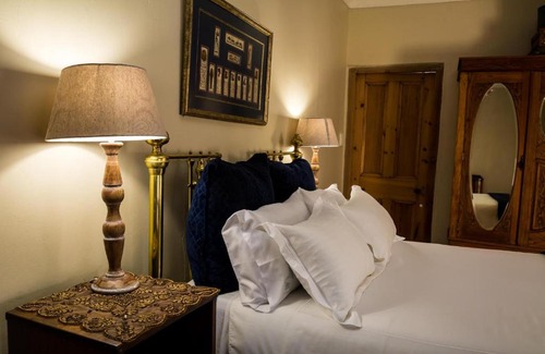 Parys House | Charming Victorian On Vaal Parys: Family-Friendly Retreat