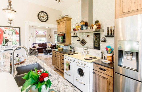 Newberg House | Victorian Secrets 1897 Home: A Gem in Wine Country