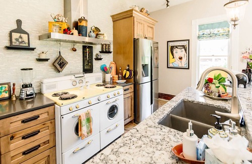 Newberg House | Victorian Secrets 1897 Home: A Gem in Wine Country