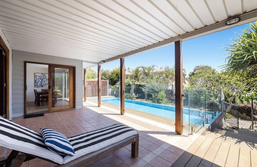 Emerald Beach House | Victoria's Poolside: Shared Pool, Steps to Beach & Cafes
