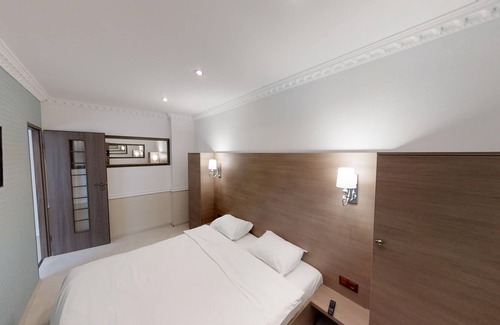 Center Apartment | Victoriei Residence Ground Floor Suite
