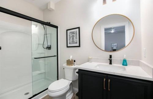 Wooded Estates House | Victory Views Estate: Ideal Retreat for Large Gatherings