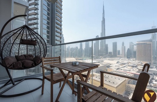 Downtown Dubai Apartment | Vida Dubai Mall Direct Access to Mall