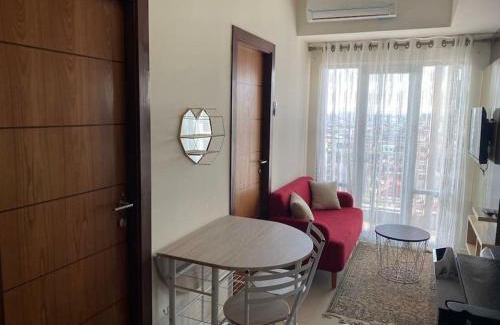 Panakkukang Apartment | Family-Friendly Vidaview Apartment Makassar with Pool Access