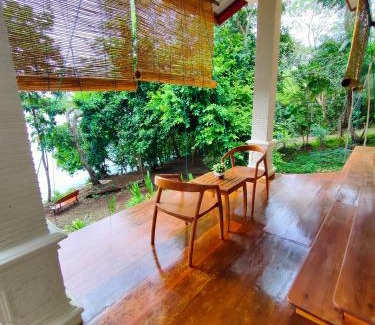 Nuhu Roa Hotel | Discover VidFauw Oasis Villa with Oceanfront Bliss
