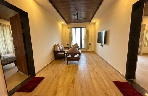 Mahabaleshwar Villa | VIDHI VILLA: Scenic Valley Views with Pool & Pet-Friendly
