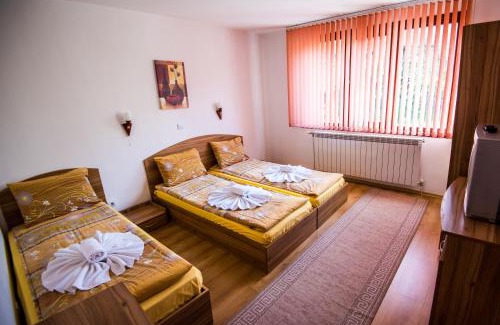 Kvartal Noviya Grad House | Pet-Friendly Vien Guest House with Exceptional Amenities