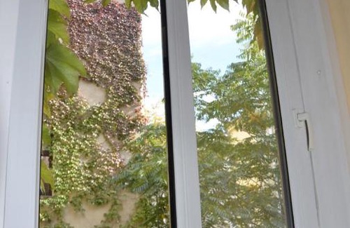 Himmelpfortgrund Apartment | Family-Friendly Stays at Vienna 1090 with Breakfast Included
