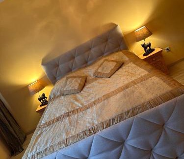 Weißgerber Apartment | Vienna Citycenter Hotel with Terrace and Convenient Parking
