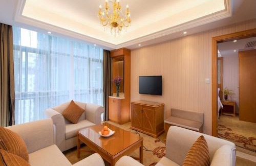 Longhua District Hotel | Explore Vienna Classic at Shenzhen Longhua Bus Station