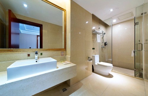 Shajing Hotel | Vienna Hotel Fukunaga Xintian Branch
