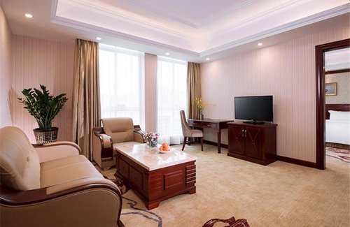 Guangzhou Hotel | Vienna Hotel Guangzhou Dongpu Bus Station