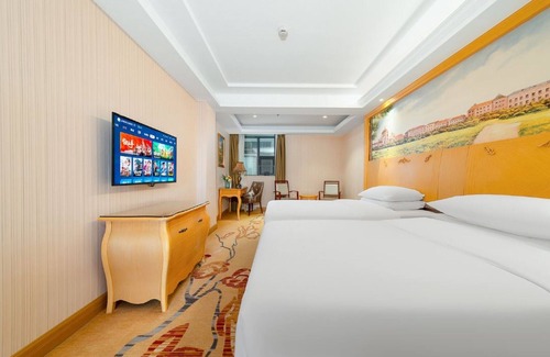 Futian CBD Hotel | Vienna Hotel Phoenix Mountain Branch