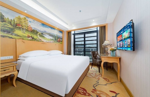 Futian CBD Hotel | Vienna Hotel Phoenix Mountain Branch
