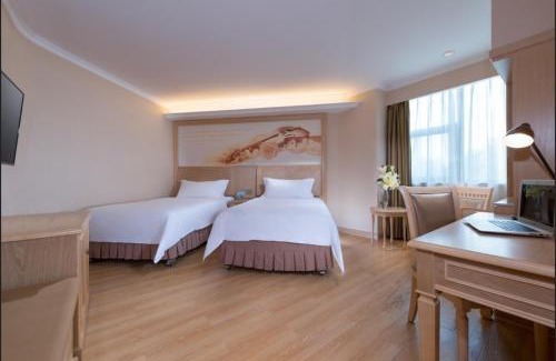 Nanshan Hotel | Family-Friendly Stay at Vienna Hotel Shenzhen Haiwan