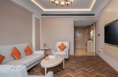 Futian CBD Hotel | Convenient Vienna Hotel Shenzhen Near Luohu Port