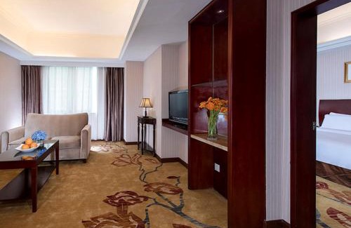 Luohu Hotel | Family-Friendly Stay at Vienna Hotel Shenzhen Yinhu