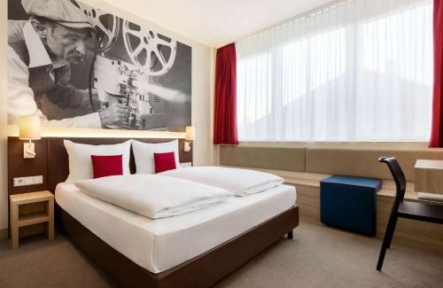 St. Vinzenz Hotel | Pet-Friendly Comfort at Vienna House Easy by Wyndham München