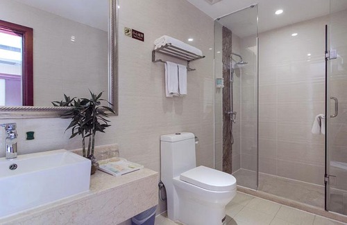 Songgang Hotel | Discover Vienna International Hotel in Shenzhen's Wanzhao Square