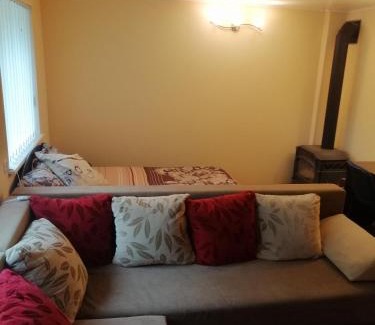 Kintai Apartment | Cozy One-Bedroom Apartment - Family-Friendly Stay