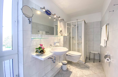 Stade Hotel | Inviting Vier Linden Kiek In Hotel with Spa & Restaurant