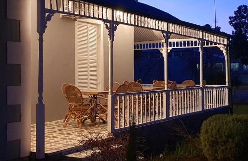 Loxton House | Family-Friendly Vier Seisoene Gastehuis - A 4-Star Retreat